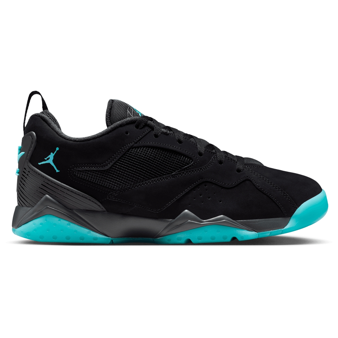 champs sports shoes jordans