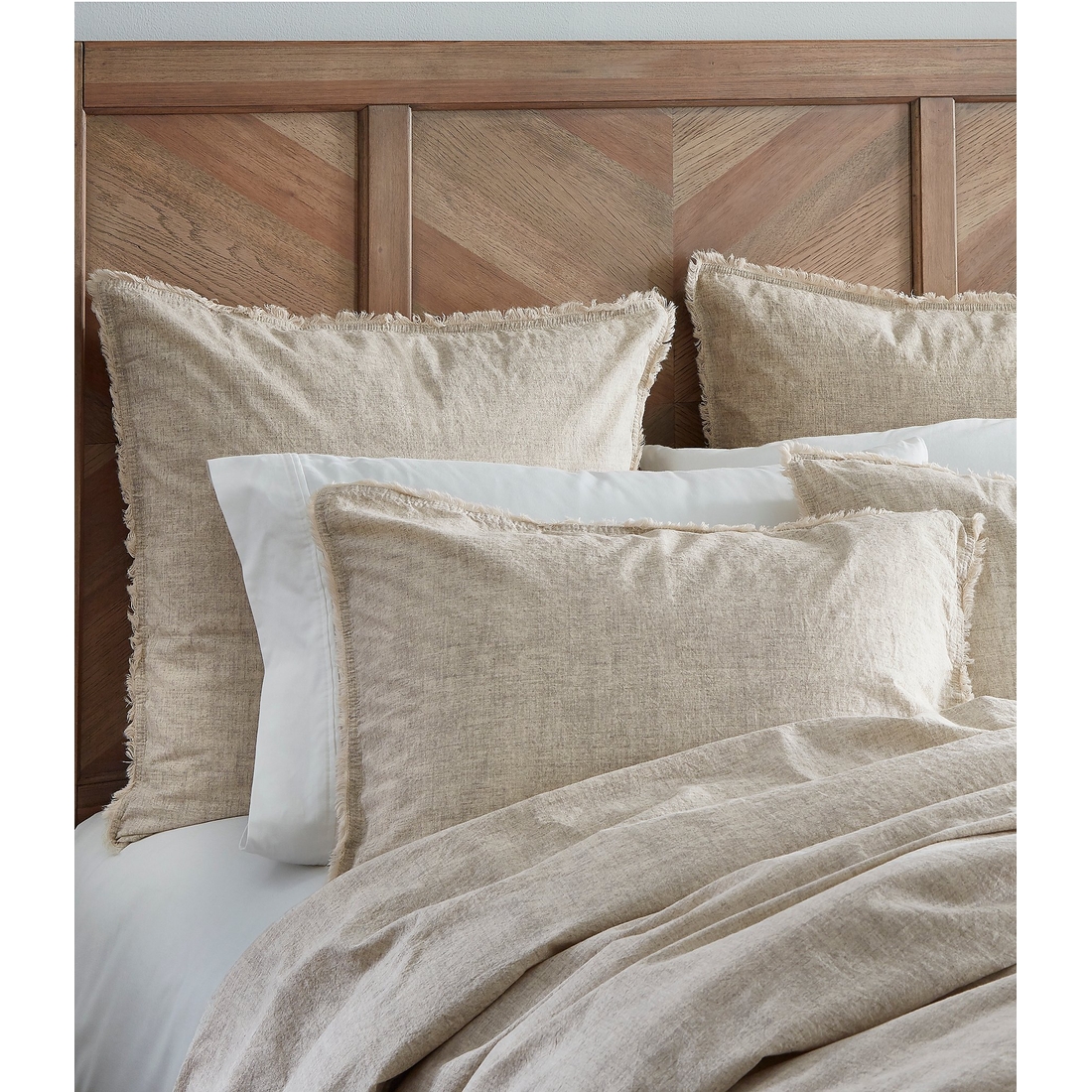 Southern Living Simplicity Collection Tanner Comforter