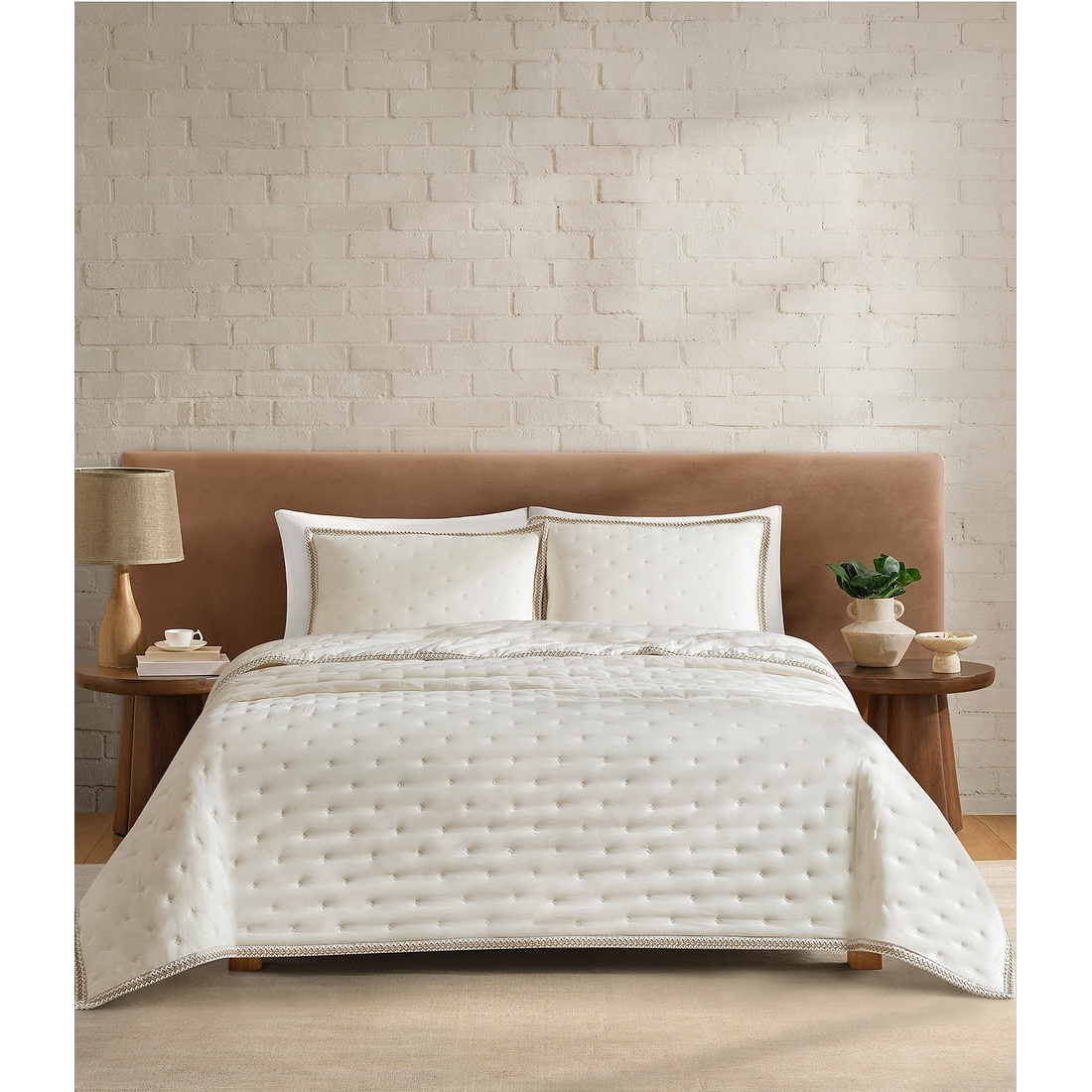 UGG Devon UGGBraid Quilt Set