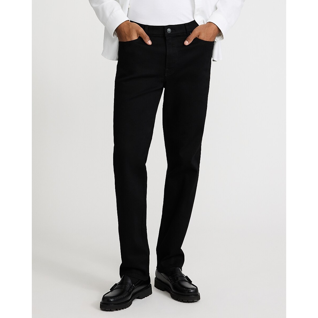 Express Slim Straight Black Jeans in Hyper Stretch