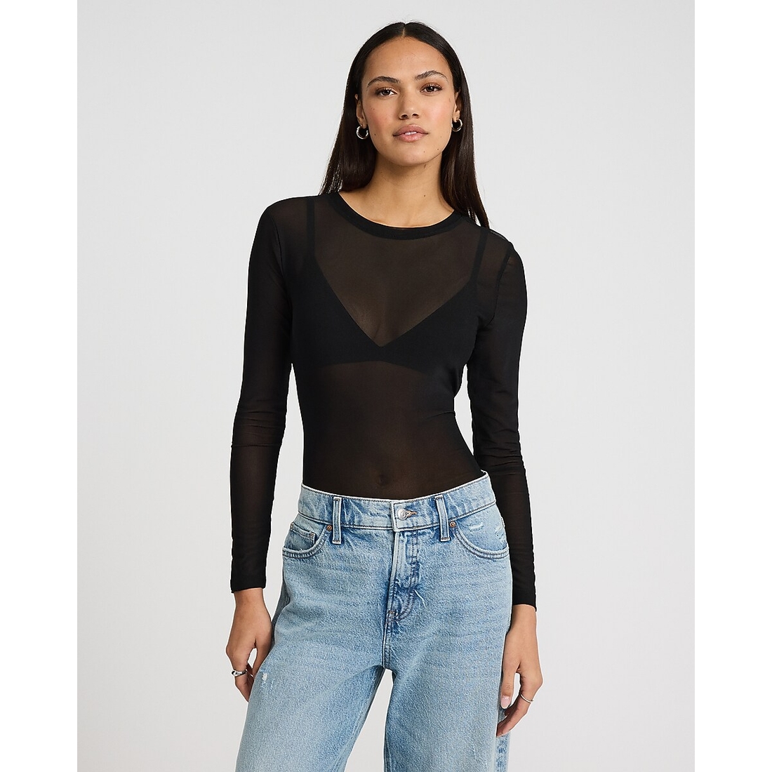 Express Fitted Mesh Crew Neck Long Sleeve Tee