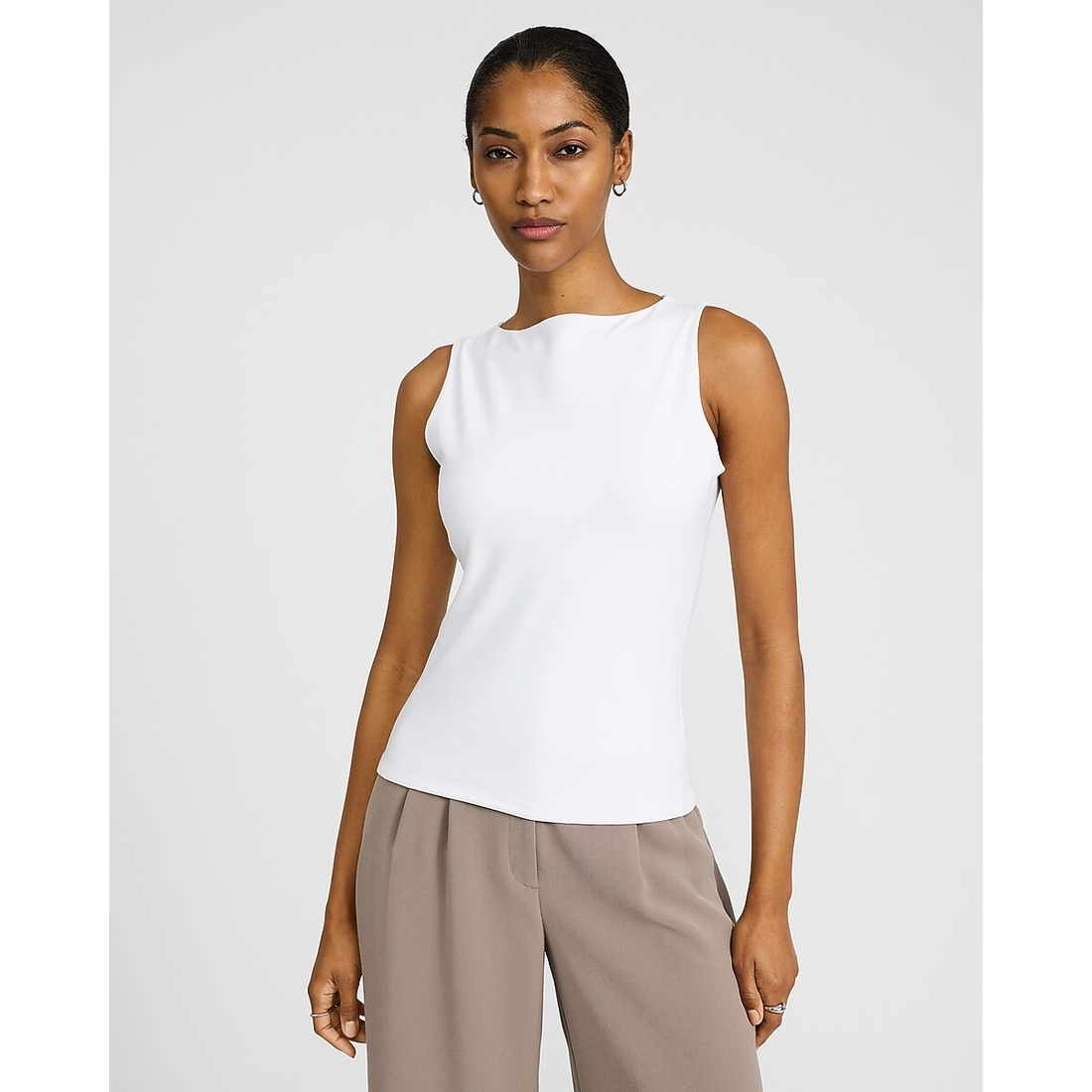 Express Body Contour Light Compression Boat Neck Tank in Stretch Cotton