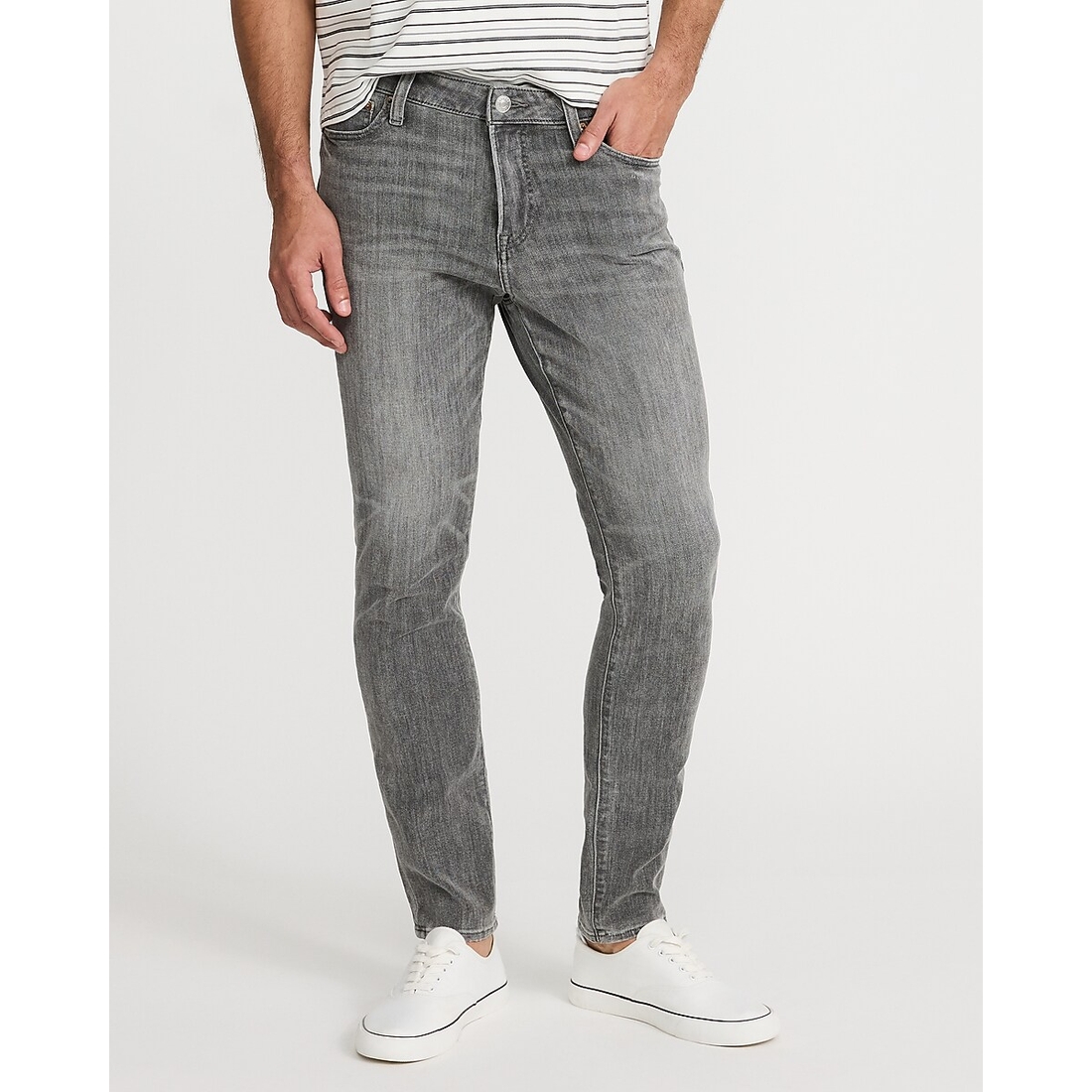 Express Skinny Jeans in Hyper Stretch