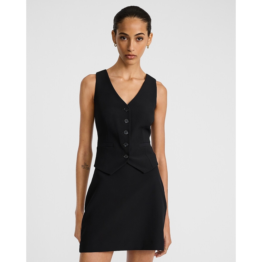 Express High Waisted Mini Skirt in Studio Stretch Twill