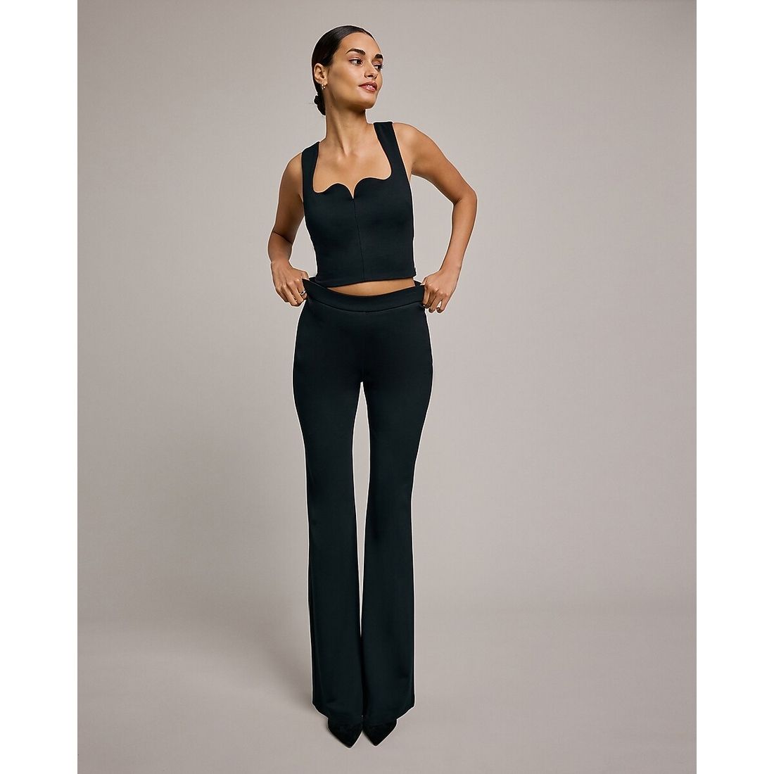 Express Pull-on Mid Rise Bootcut Pant in Signature Ponte