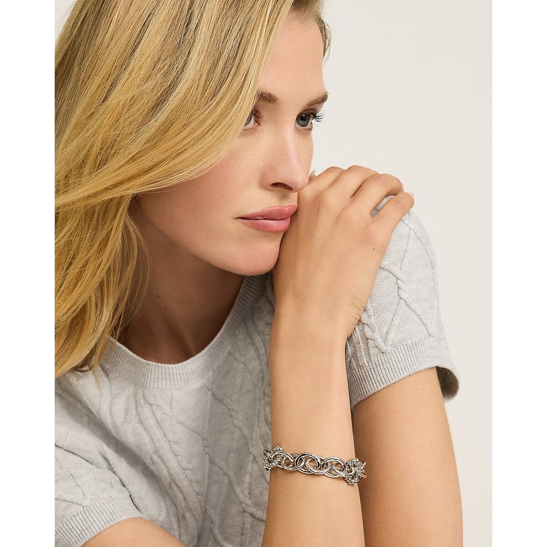 Express Chunky Loop Chain Statement Bracelet