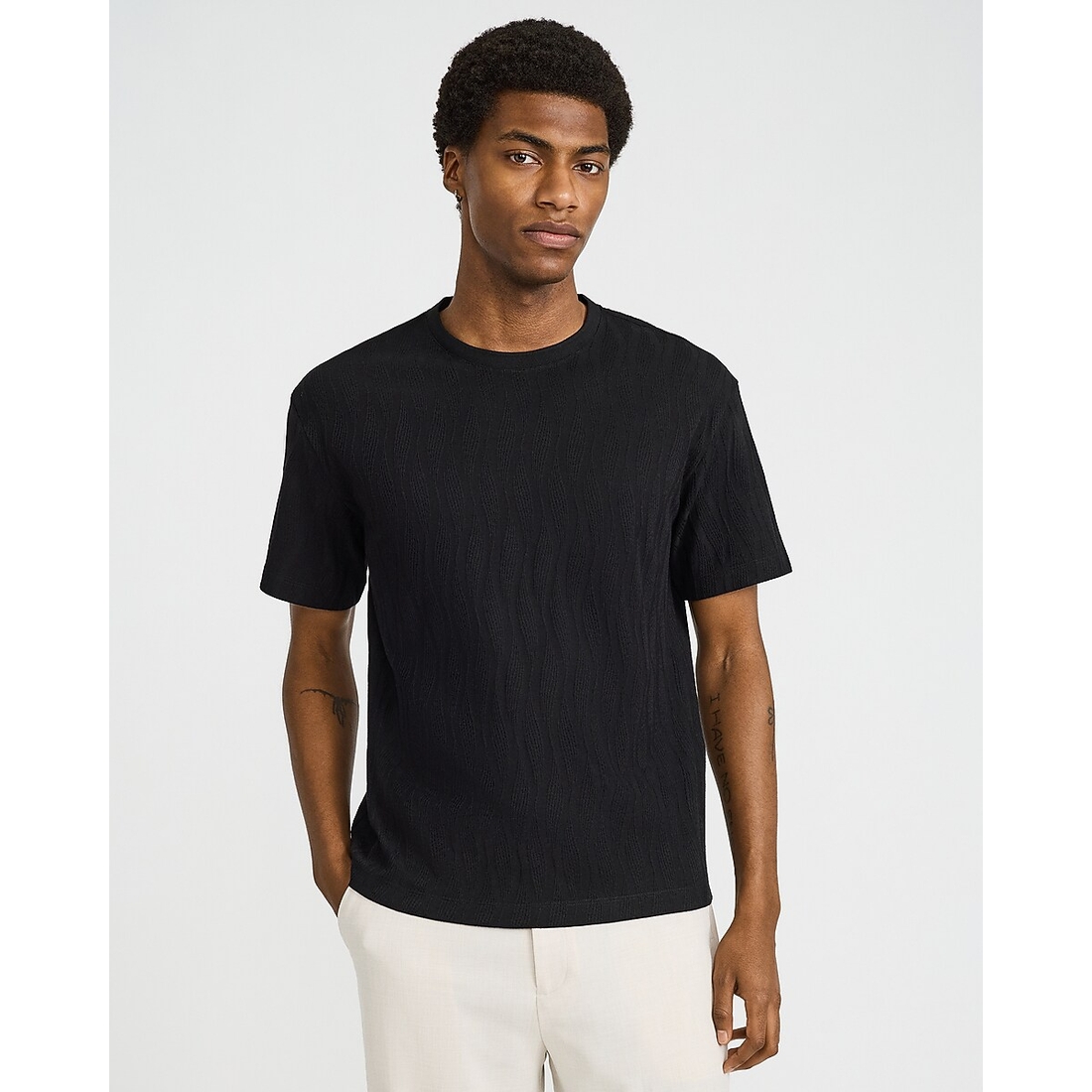 トップス n*3LUXURYMATERIAL CLASSIC SHIRTS Express Classic Fit Textured Jacquard T-Shirt available now at