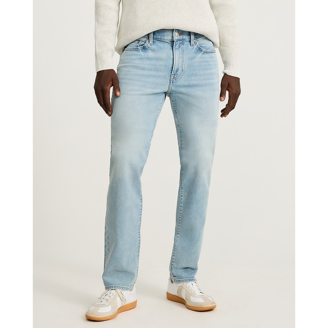 Express Slim Straight Light Wash Jeans in Flex Fleece
