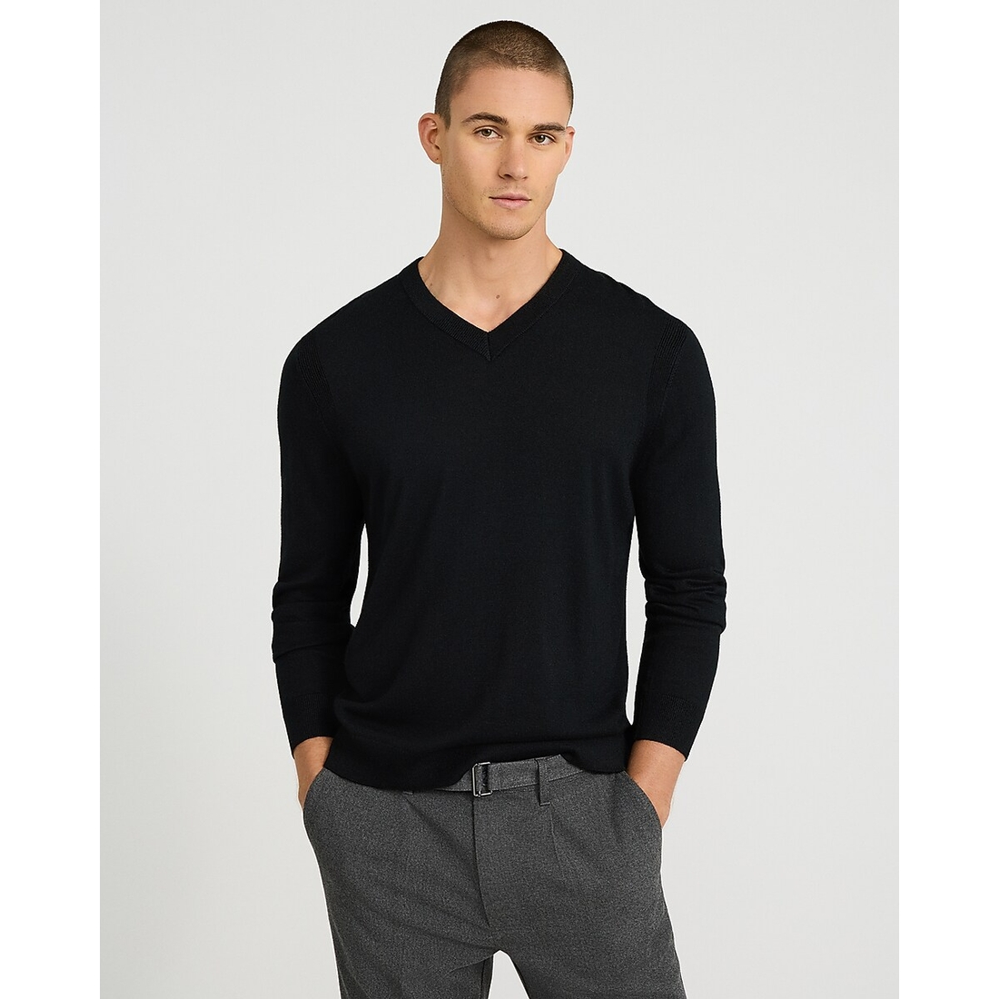 Express Merino-Blend V-Neck Sweater