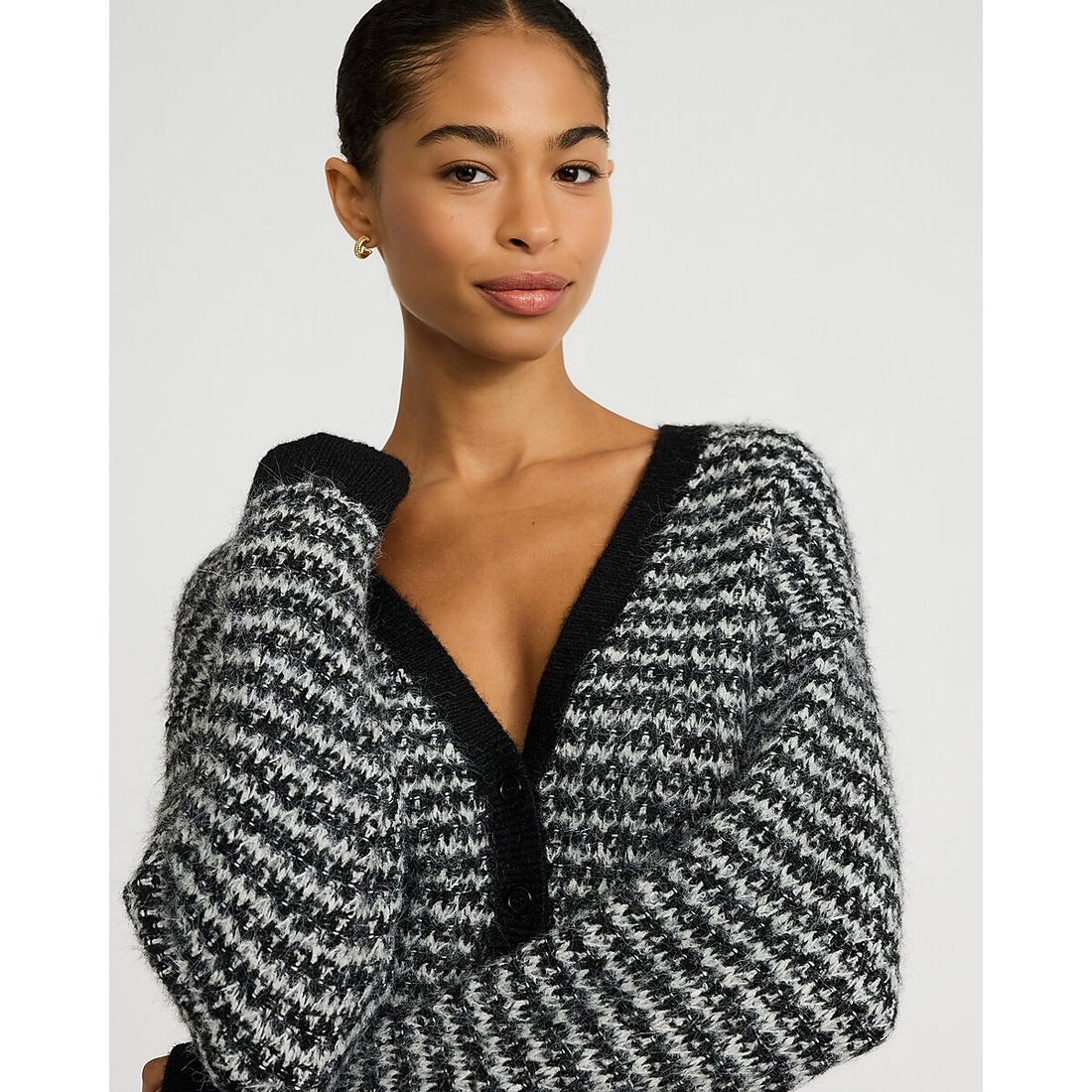Express Wool-Blend Textured Striped V-Neck Cardigan