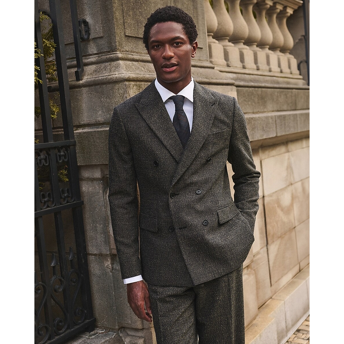 Express Classic Marled Wool-Blend Boucle Double Breasted Suit Jacket