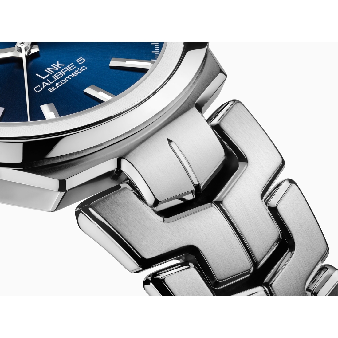 TAG Heuer Link Date Calibre 5 Automatic 41 mm Watch - Blue Dial - Steel Case and Band available now at Desert Hills Premium Outlets®