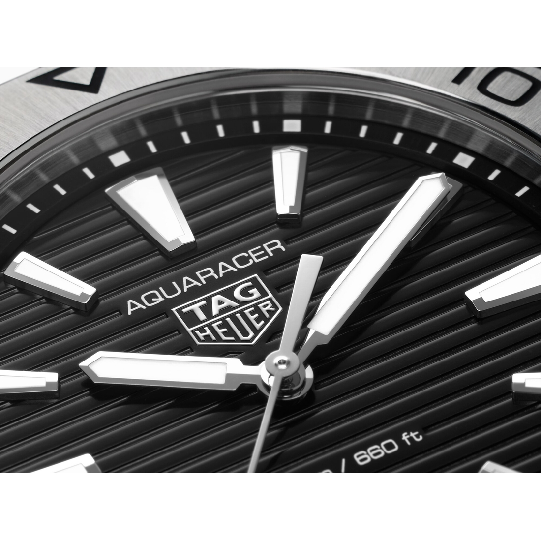 TAG Heuer Aquaracer Automatic - Black Dial - 40 mm Watch - Steel Case and Band available now at Desert Hills Premium Outlets®