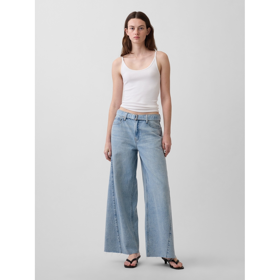 Gap Women's Mid Rise Belted Baggy Jeans