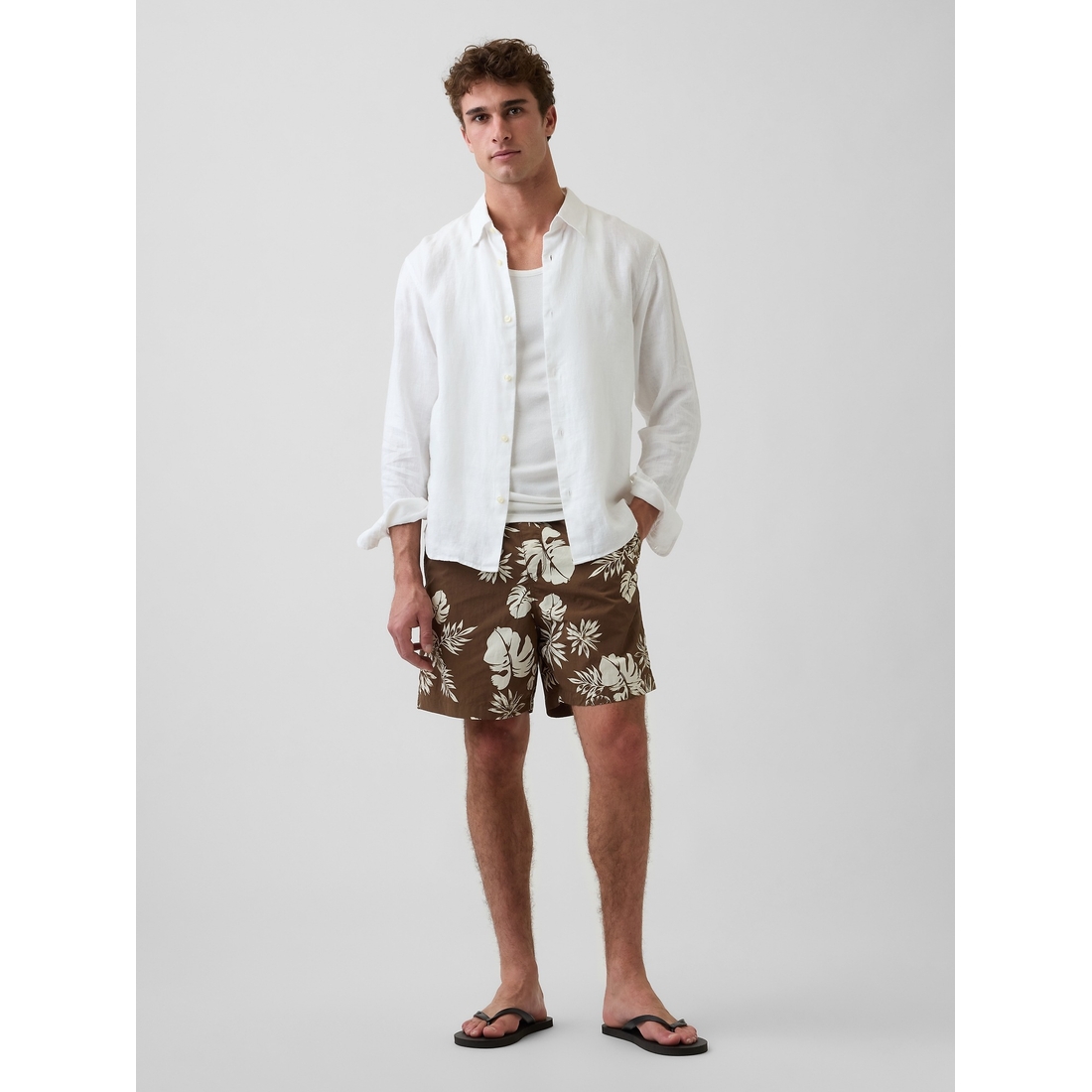Gap Men's 6" Relaxed Swim Trunks