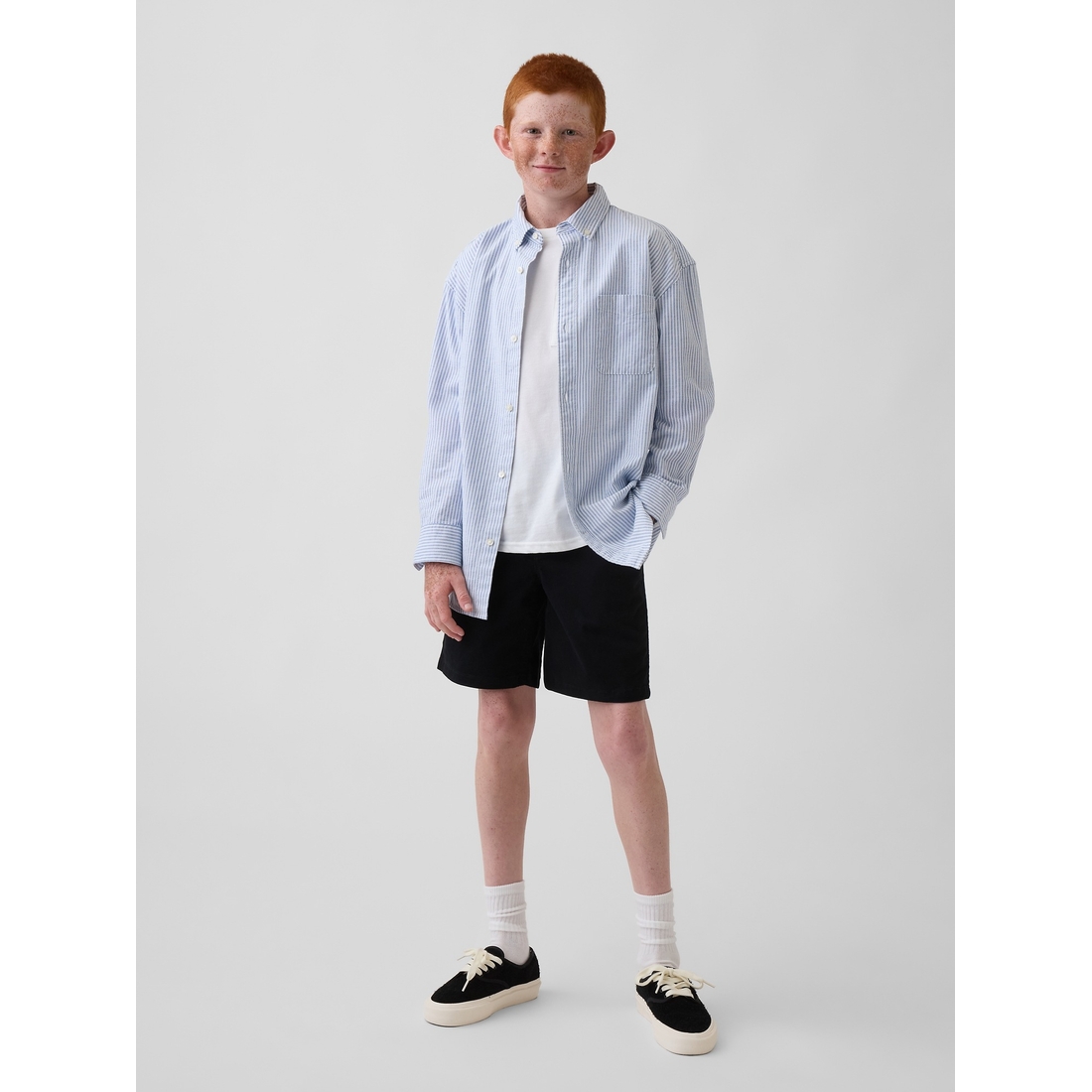 Gap Boys' Uniform Stretch Relaxed Khaki Shorts