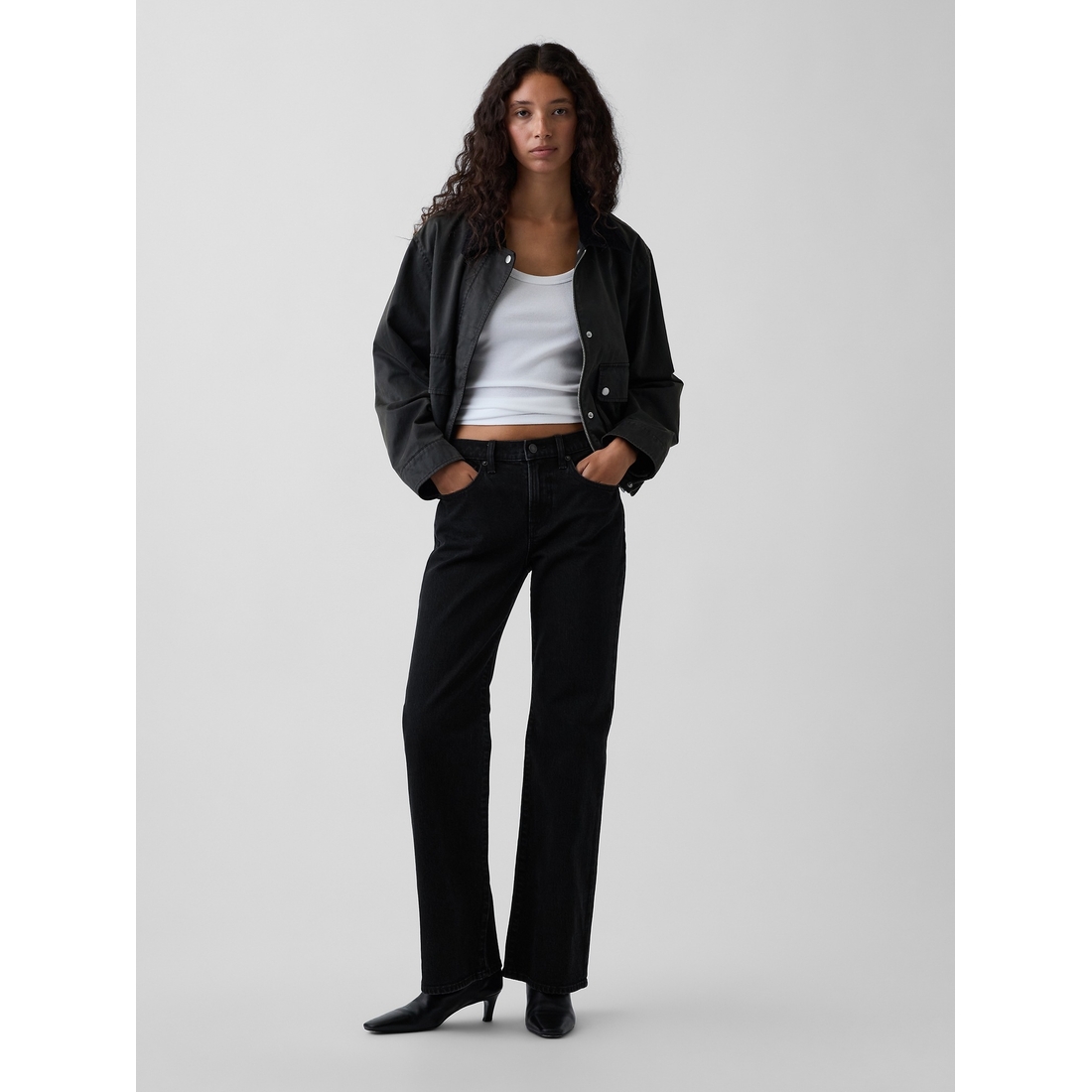Gap Women's Mid Rise Relaxed Flare Jeans