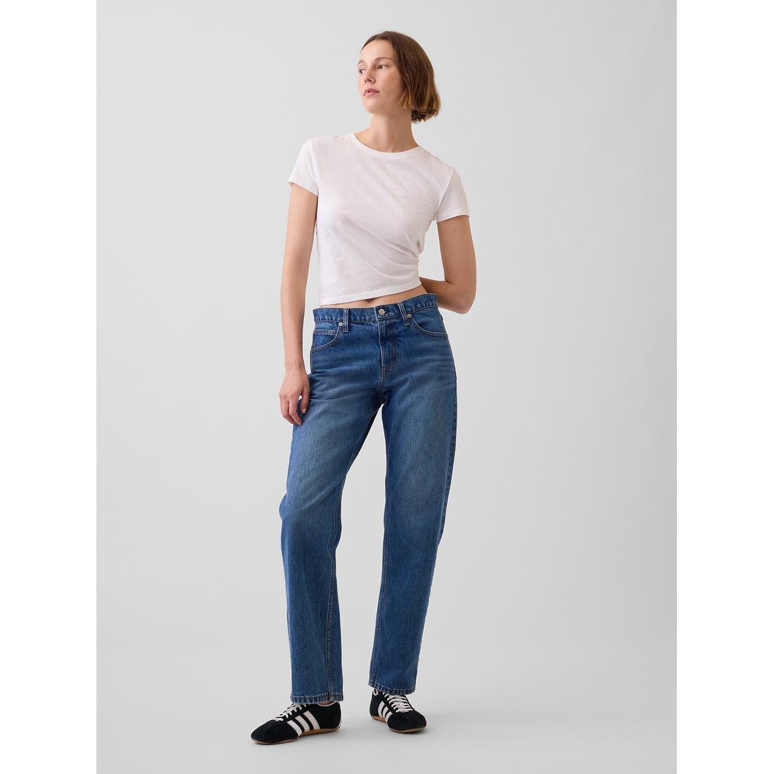 Gap Women's Mid Rise Straight Taper Jeans