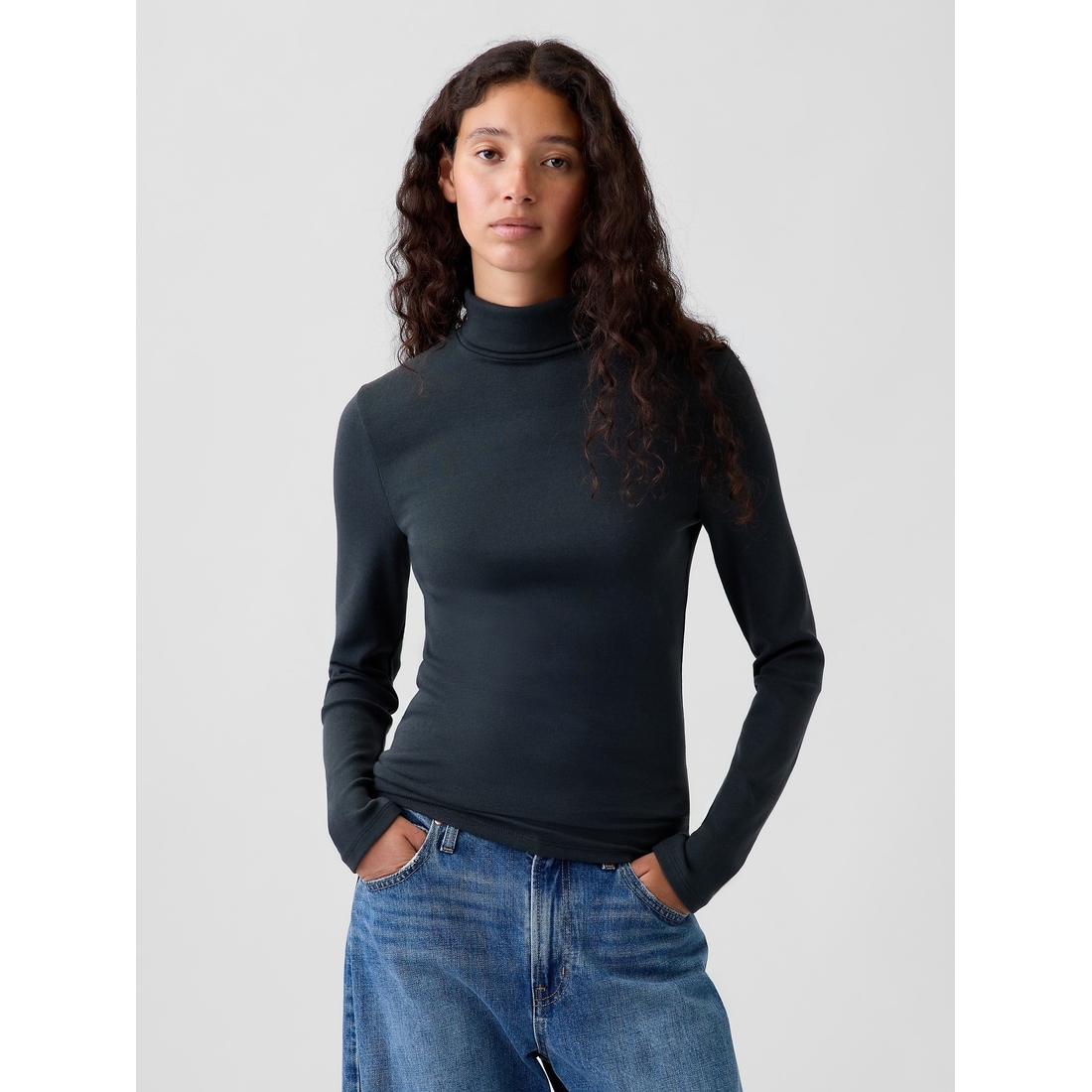 Gap Women's Modern Turtleneck
