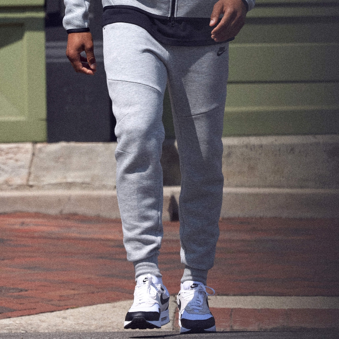 Nike Mens Tech Fleece Jogger
