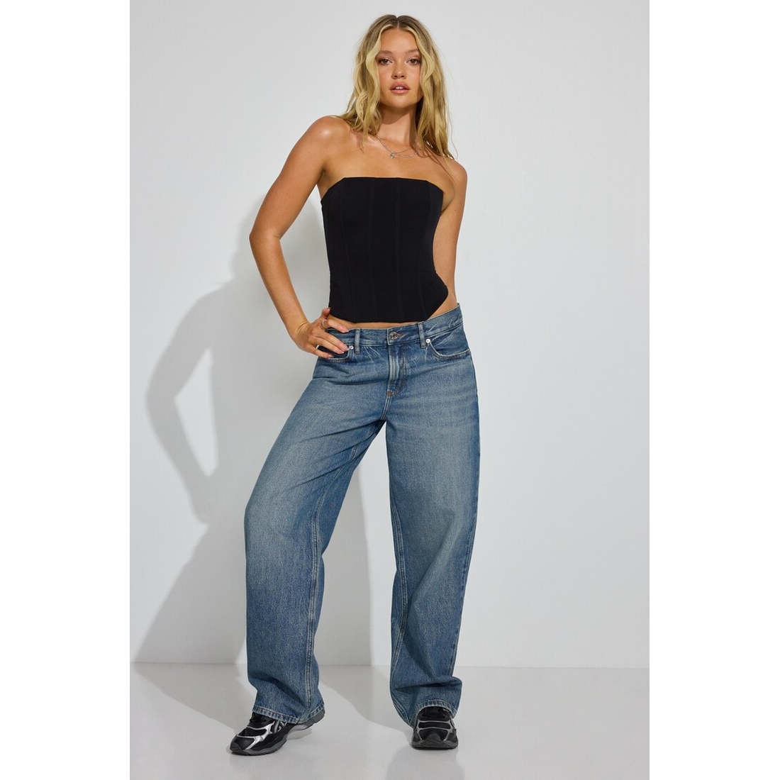 Garage Low Rise Baggy Jeans