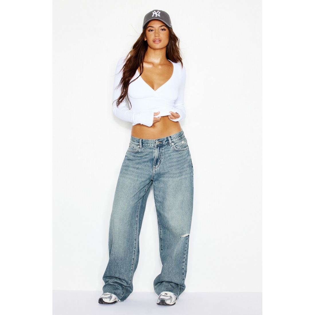 Garage Low Rise Baggy Jeans