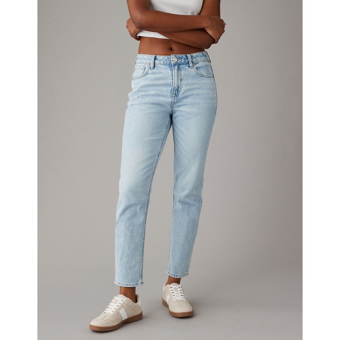 American Eagle AE Mom Jean
