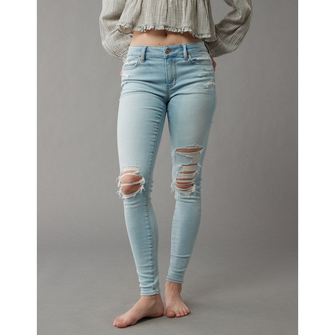 American Eagle Next Level Stretch popular Jeans Flare Lightwash