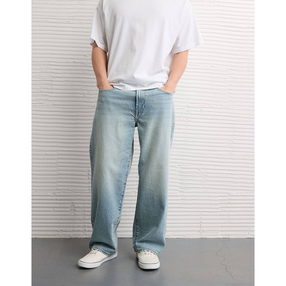 American Eagle AE Baggy Jean