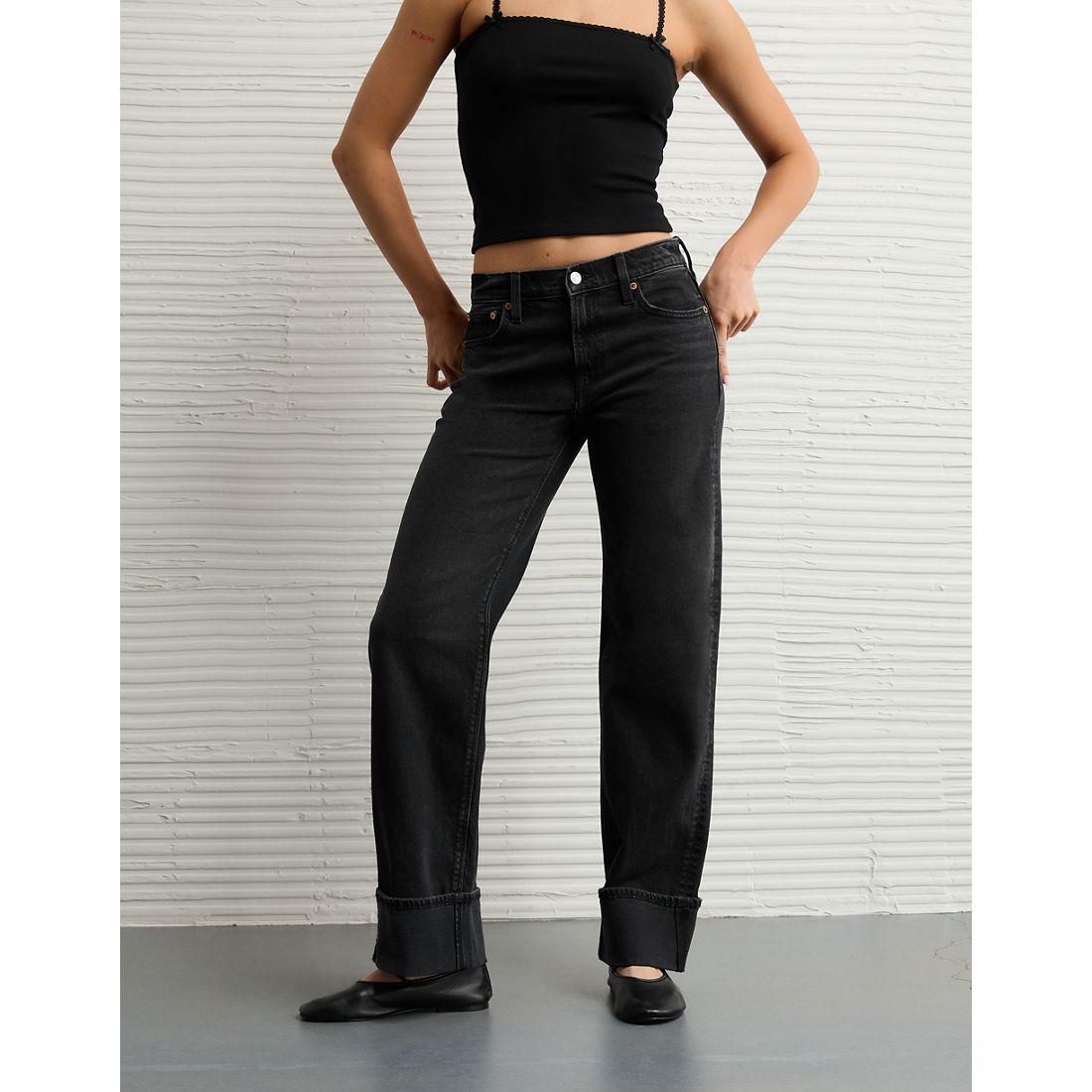 American Eagle AE High-Waisted Stovepipe Jean