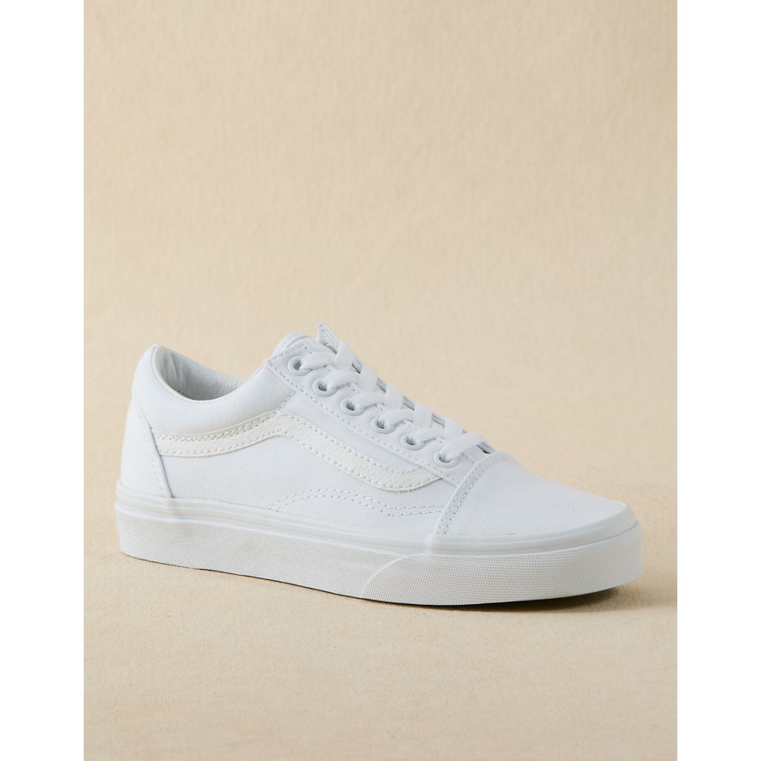 American Eagle Vans Old Skool Sneaker