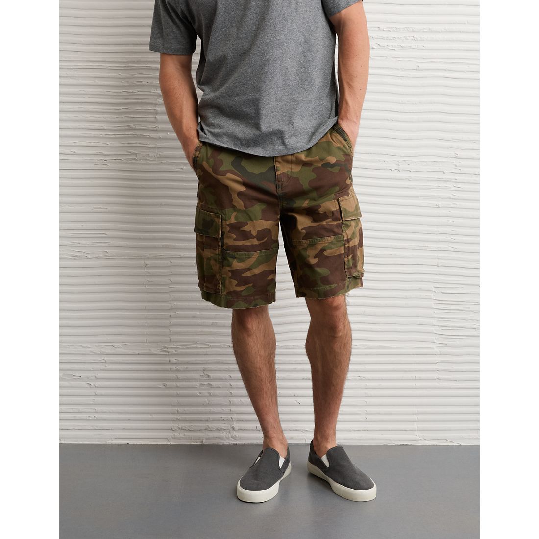 American Eagle AE 10" Flex Lived-In Cargo Short