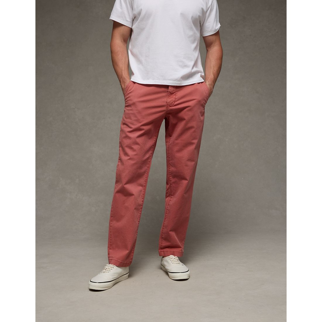 American Eagle AE Flex Original Straight Lived-In Khaki Pant
