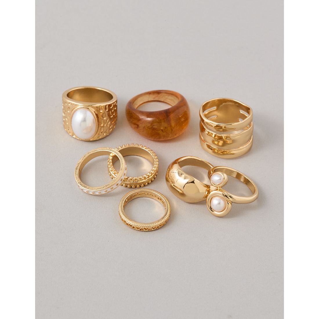 American Eagle AE Pearl & Resin Rings 8-Pack
