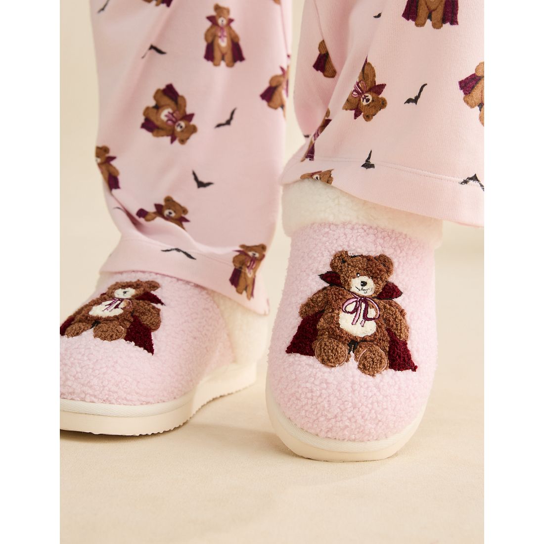 American Eagle AE Vampire Teddy Scuff Slipper