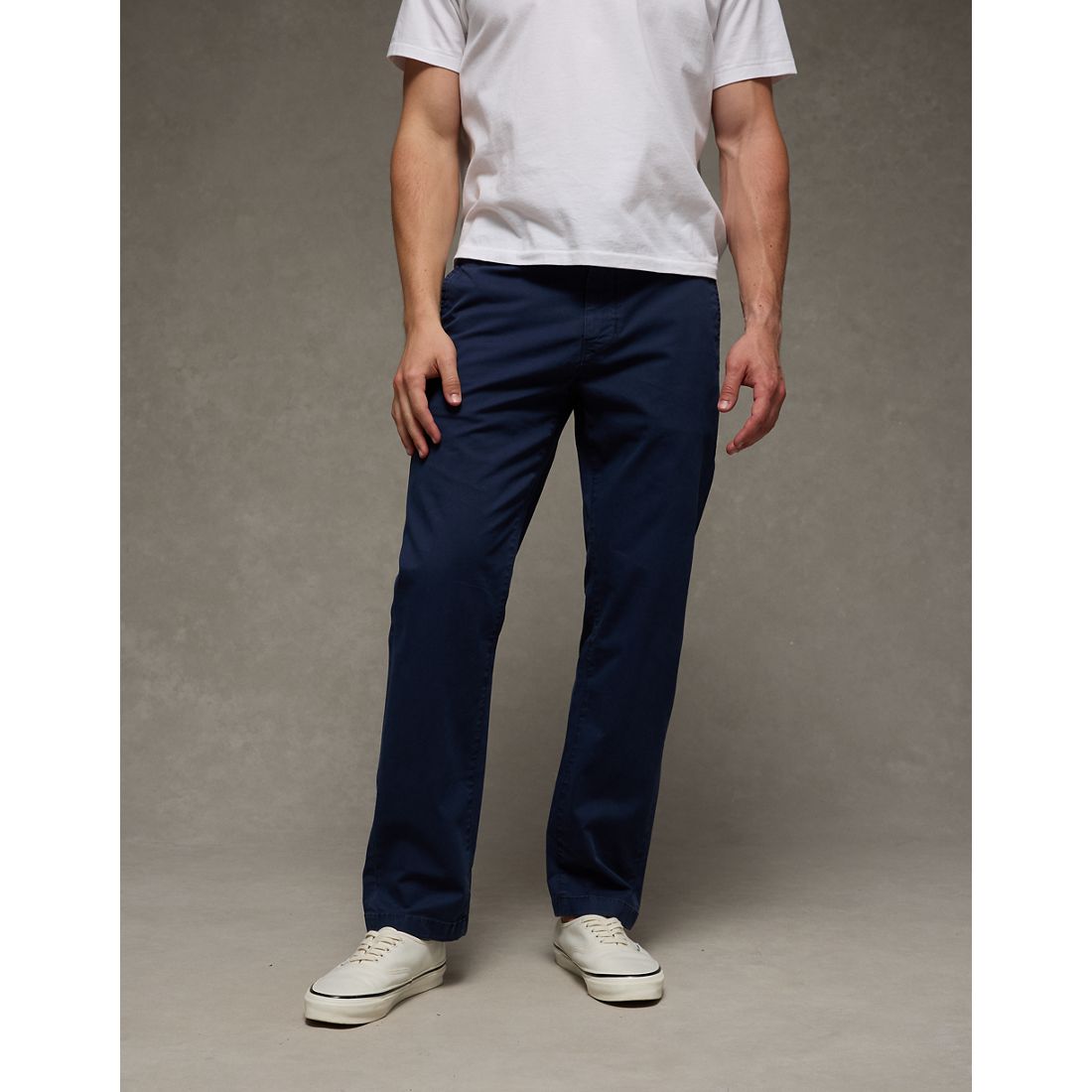 American Eagle AE Flex Original Straight Lived-In Khaki Pant