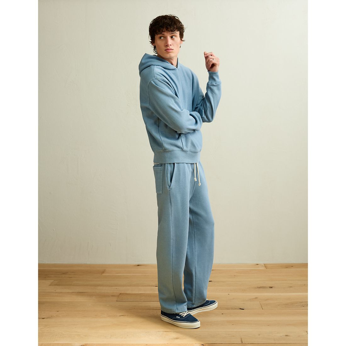 American Eagle AE Laidback Luxe Heavyweight Open-Hem Sweatpant