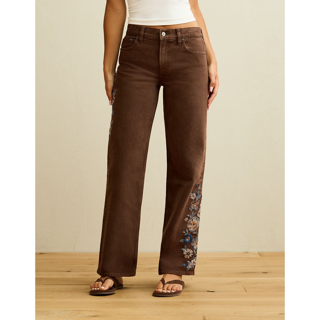 American Eagle AE High-Waisted Stovepipe Jean