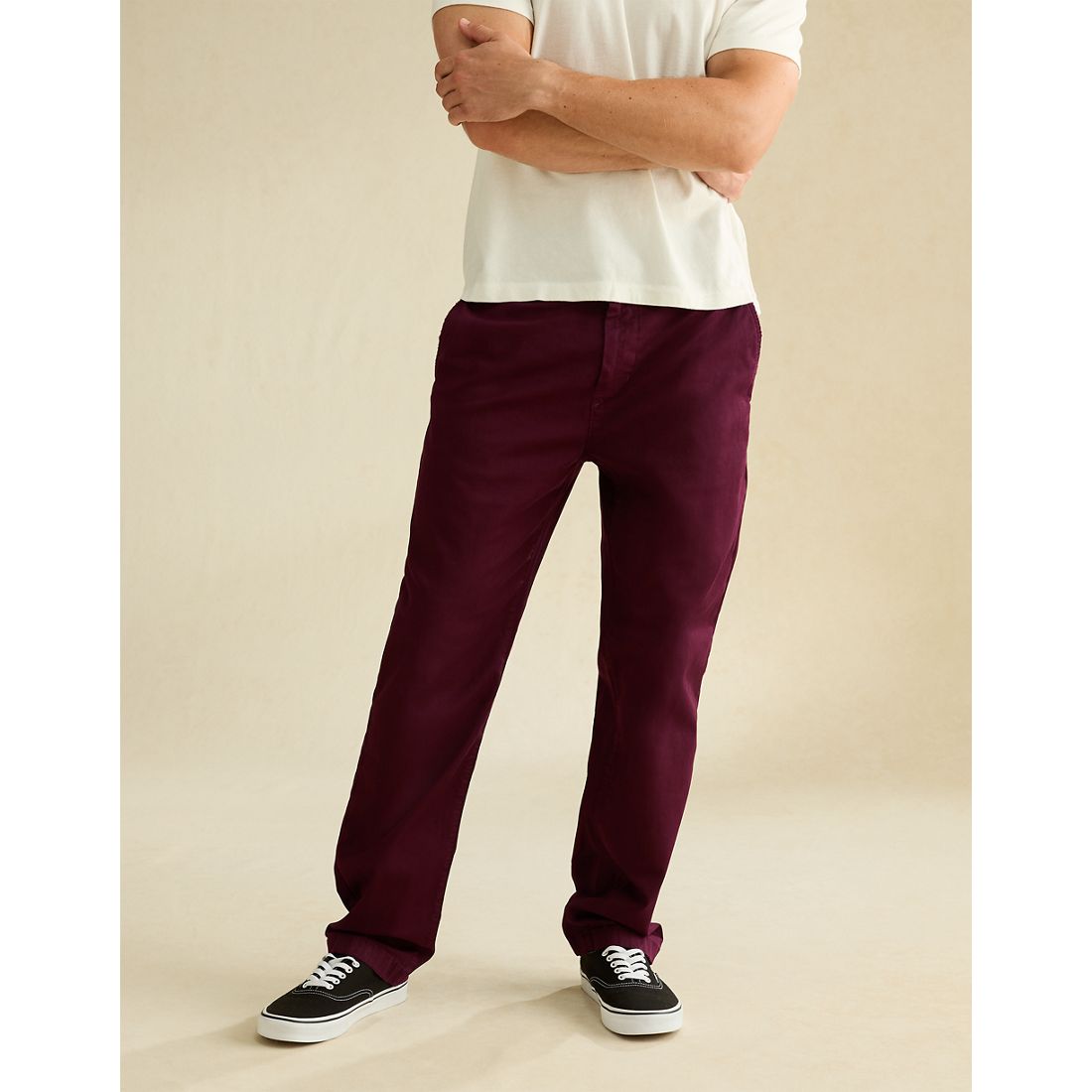 American Eagle AE Flex Original Straight Lived-In Khaki Pant