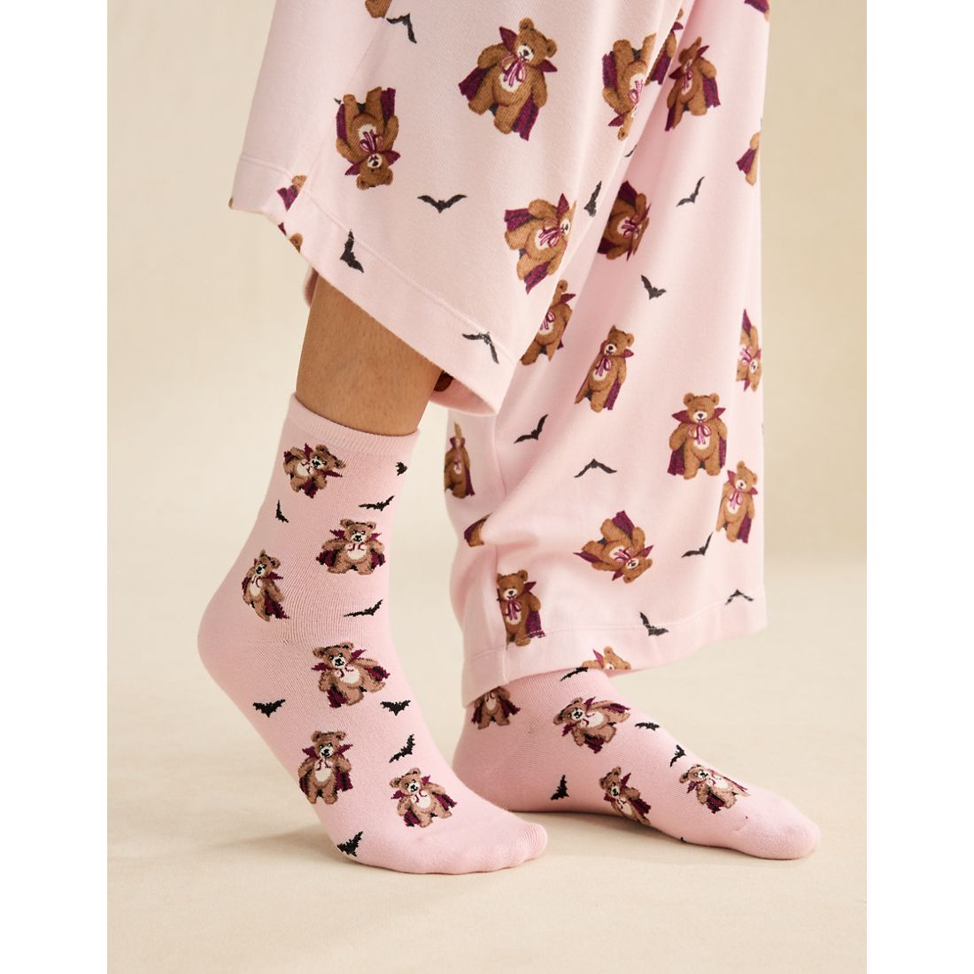 American Eagle AE Graphic Cropped Crew Socks