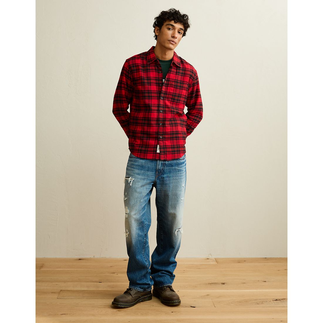 American Eagle AE Standard Fit Flannel Button-Up Shirt