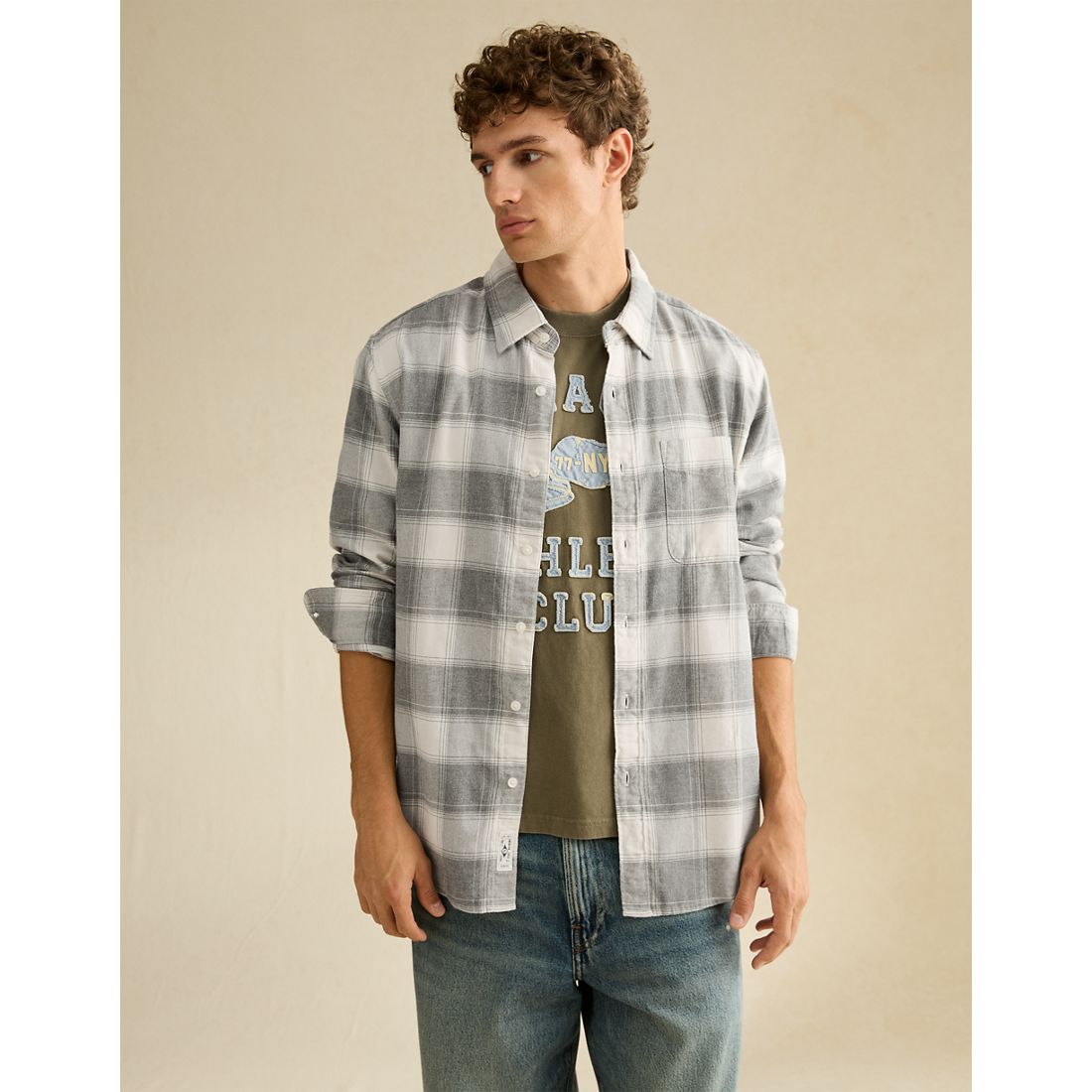 American Eagle AE Standard Fit Flannel Button-Up Shirt
