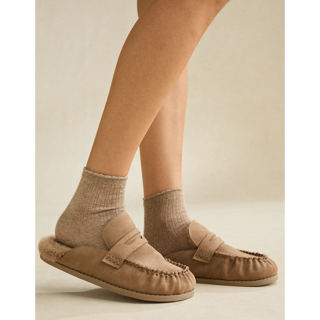 American Eagle AE Cozy Loafer Clog