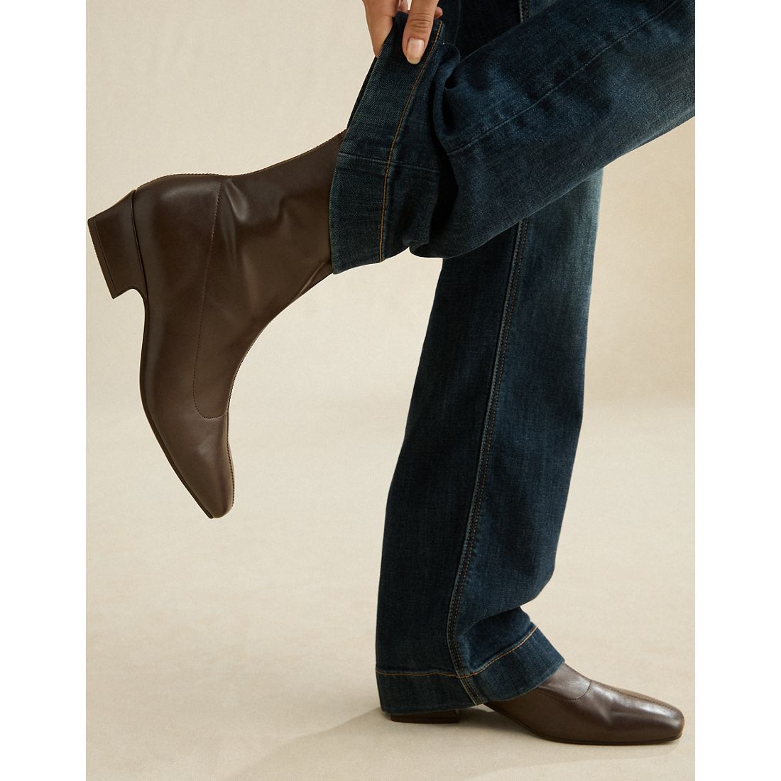 American Eagle AE Elevated Short Bootie