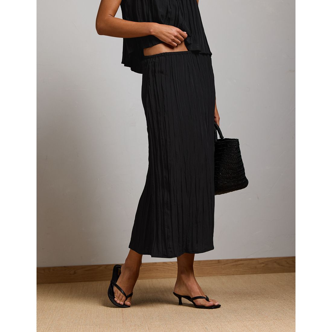 American Eagle AE77 Textured Pull-On Midi Skirt