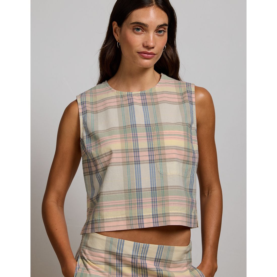 American Eagle AE77 Boxy Shell Top