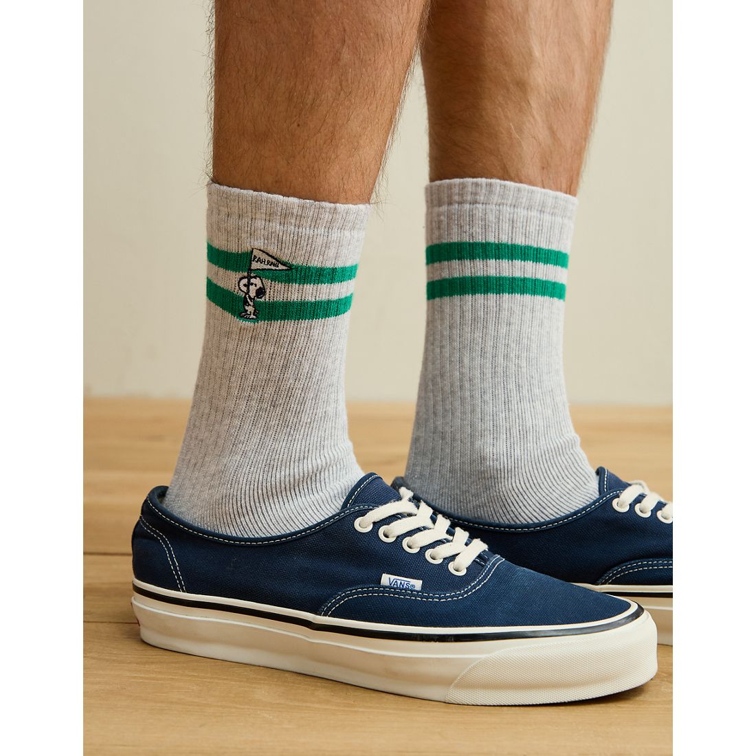 American Eagle AE Snoopy Graphic Crew Socks