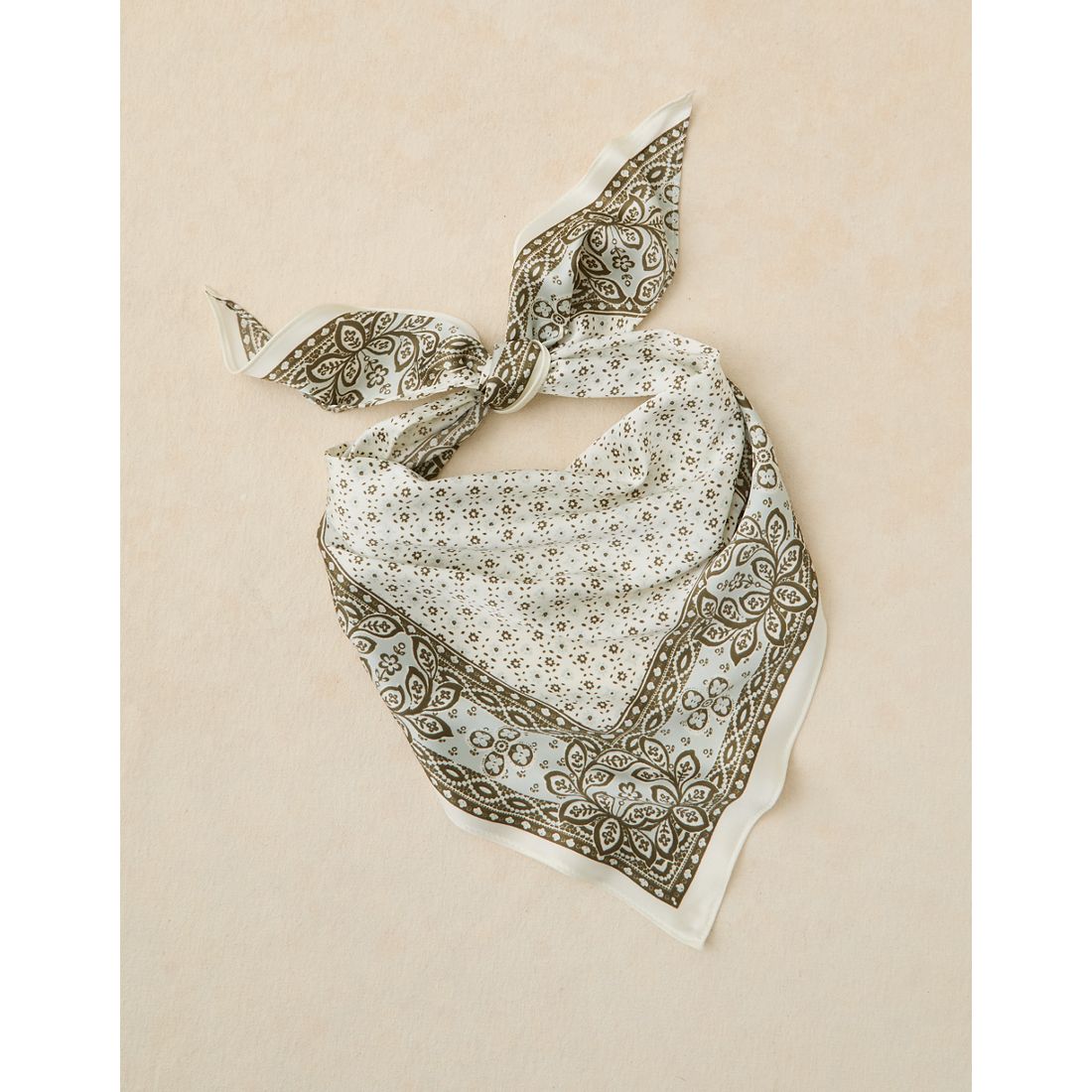 American Eagle AE Silky Scarf Bandana