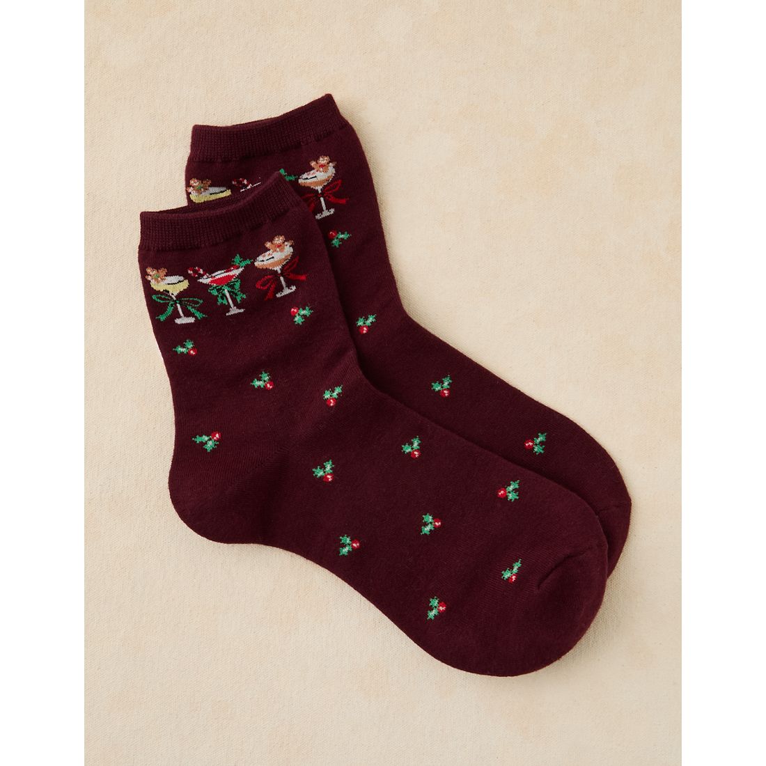 American Eagle AE Graphic Ruffled Cropped Crew Socks