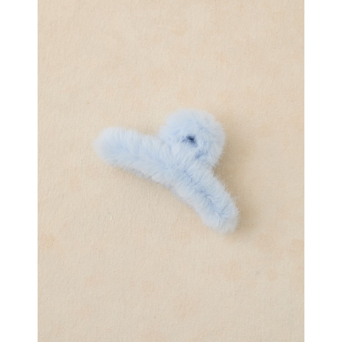 American Eagle AE Fuzzy Claw Clip